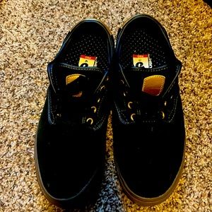 Mens black & gold vans